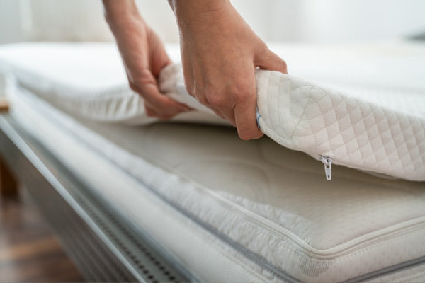 How to Get Stains Out of a Mattress Cover