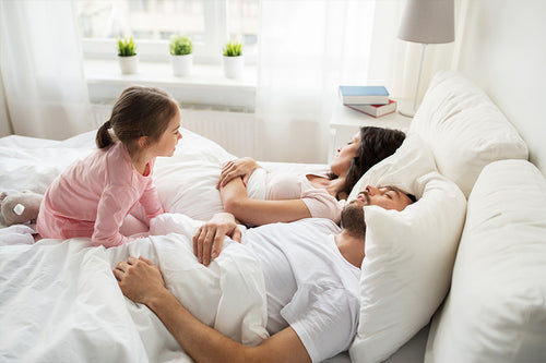 4 Tips For New Parents To Overcome Trouble Sleeping